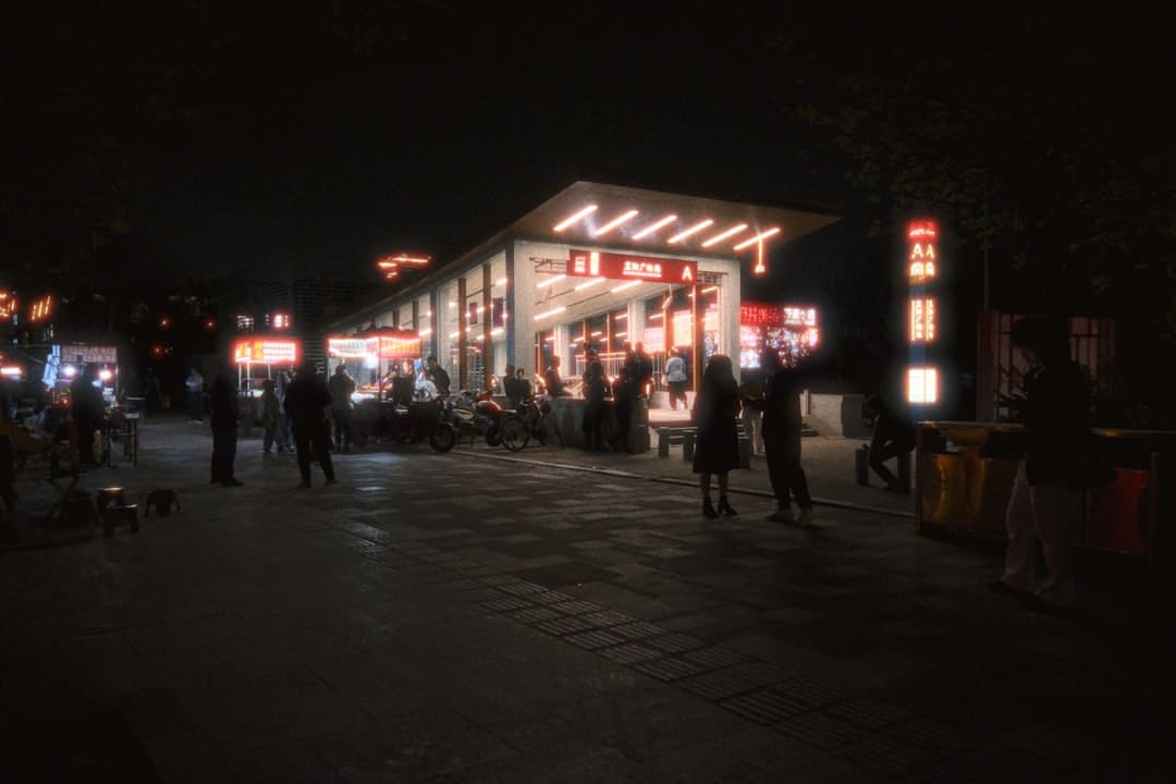 近十年国产最高分动作违法片《捕风追影》狠爽热映中！上映3天票房破2亿